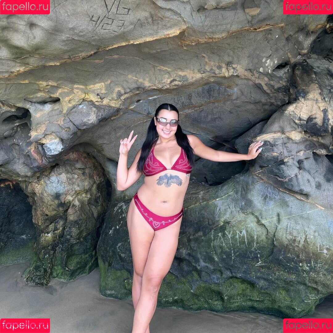 Alejandra Onlyfans Photo Gallery 