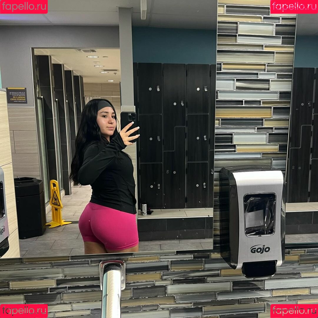 Alejandra Onlyfans Photo Gallery 