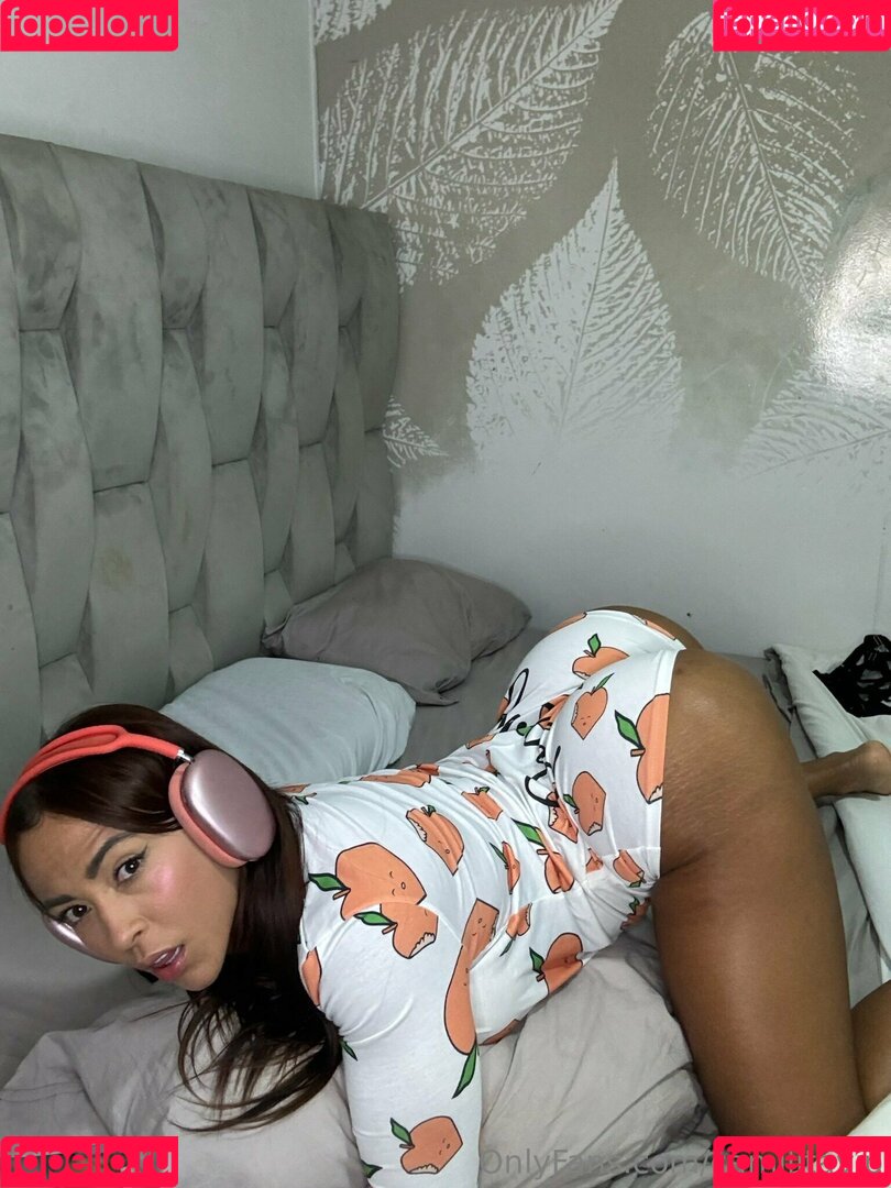 Alejandra Onlyfans Photo Gallery 