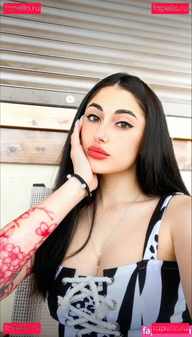 bellacakexx Onlyfans Photo Gallery 