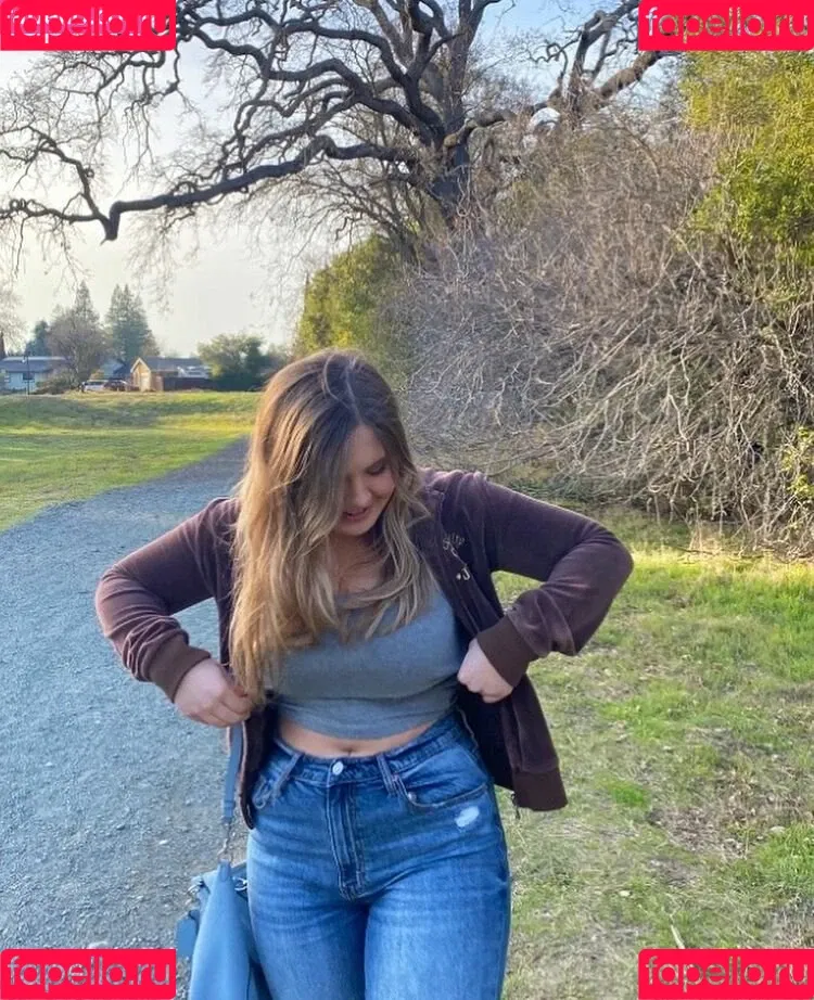 Haley E Onlyfans Photo Gallery 