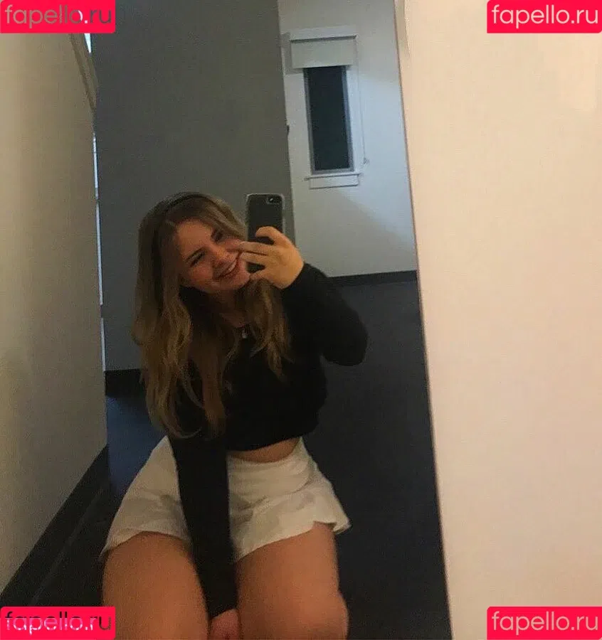 Haley E Onlyfans Photo Gallery 