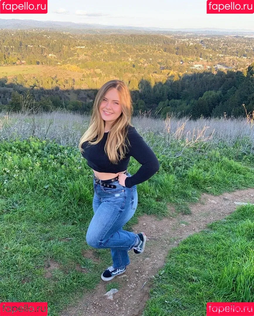 Haley E Onlyfans Photo Gallery 