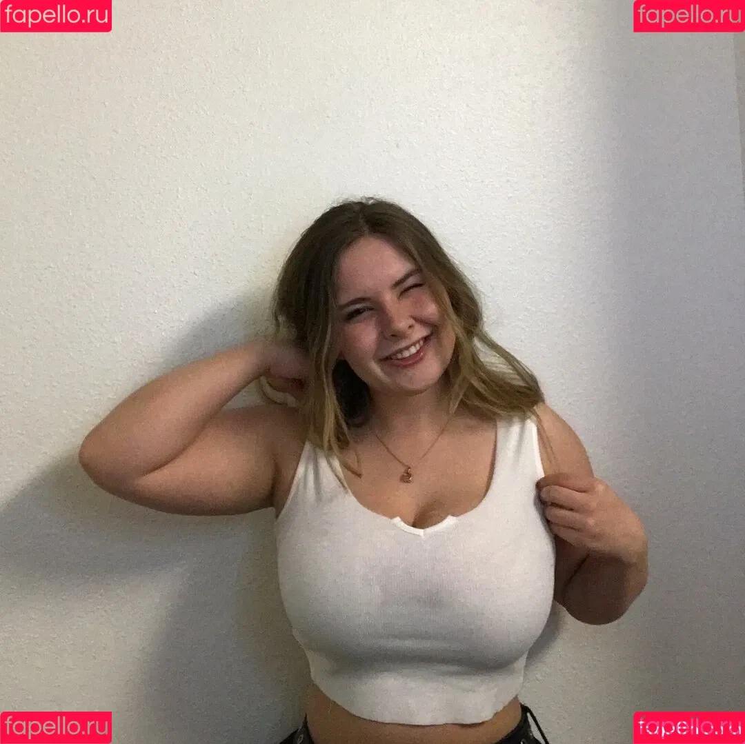 Haley E Onlyfans Photo Gallery 