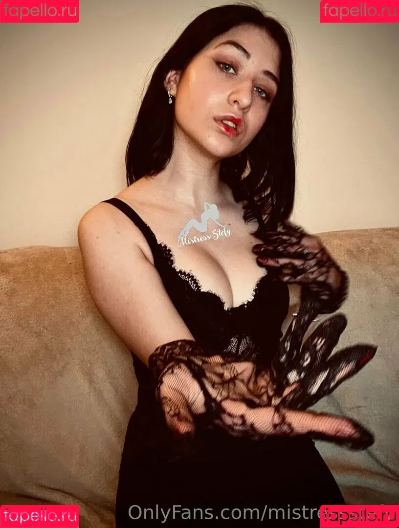 mistressstefy Onlyfans Photo Gallery 