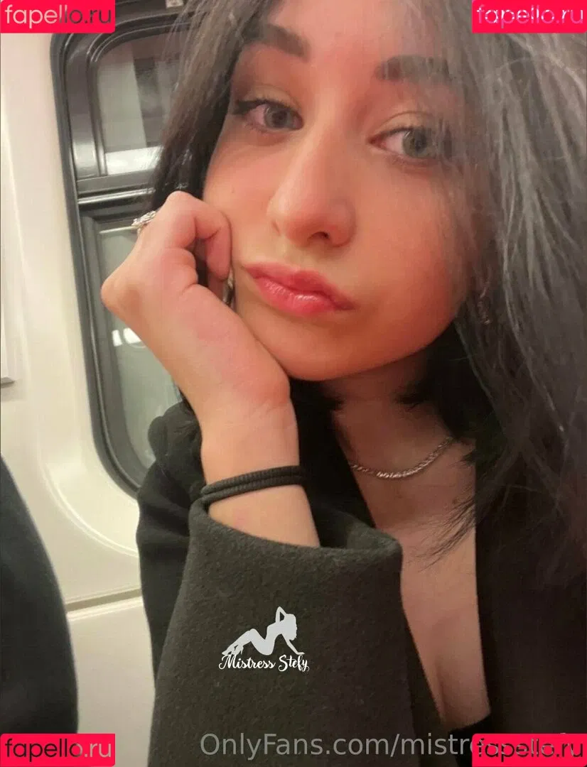 mistressstefy Onlyfans Photo Gallery 