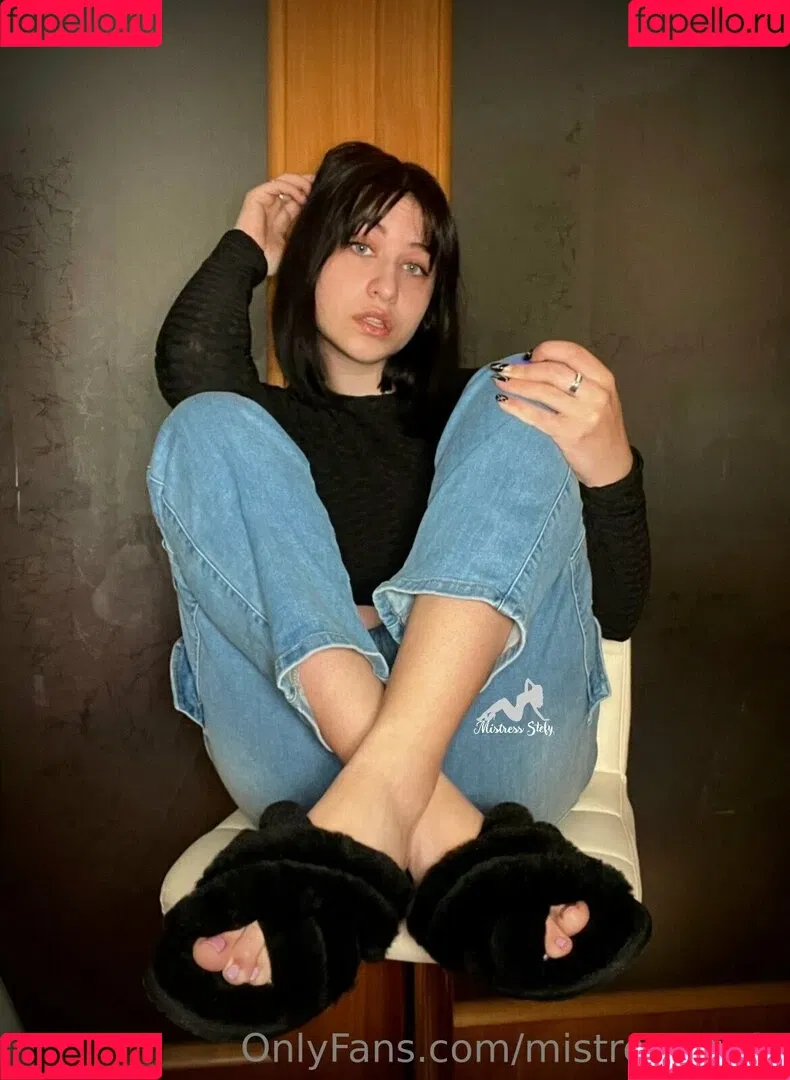 mistressstefy Onlyfans Photo Gallery 