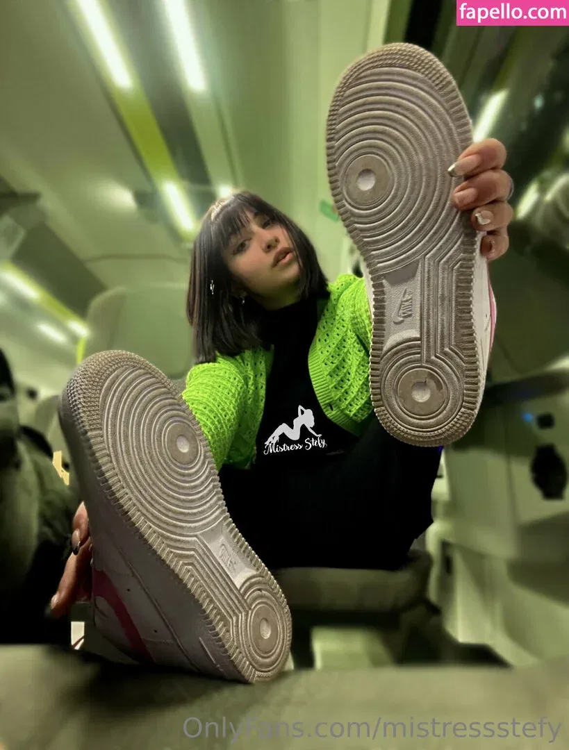 mistressstefy Onlyfans Photo Gallery 