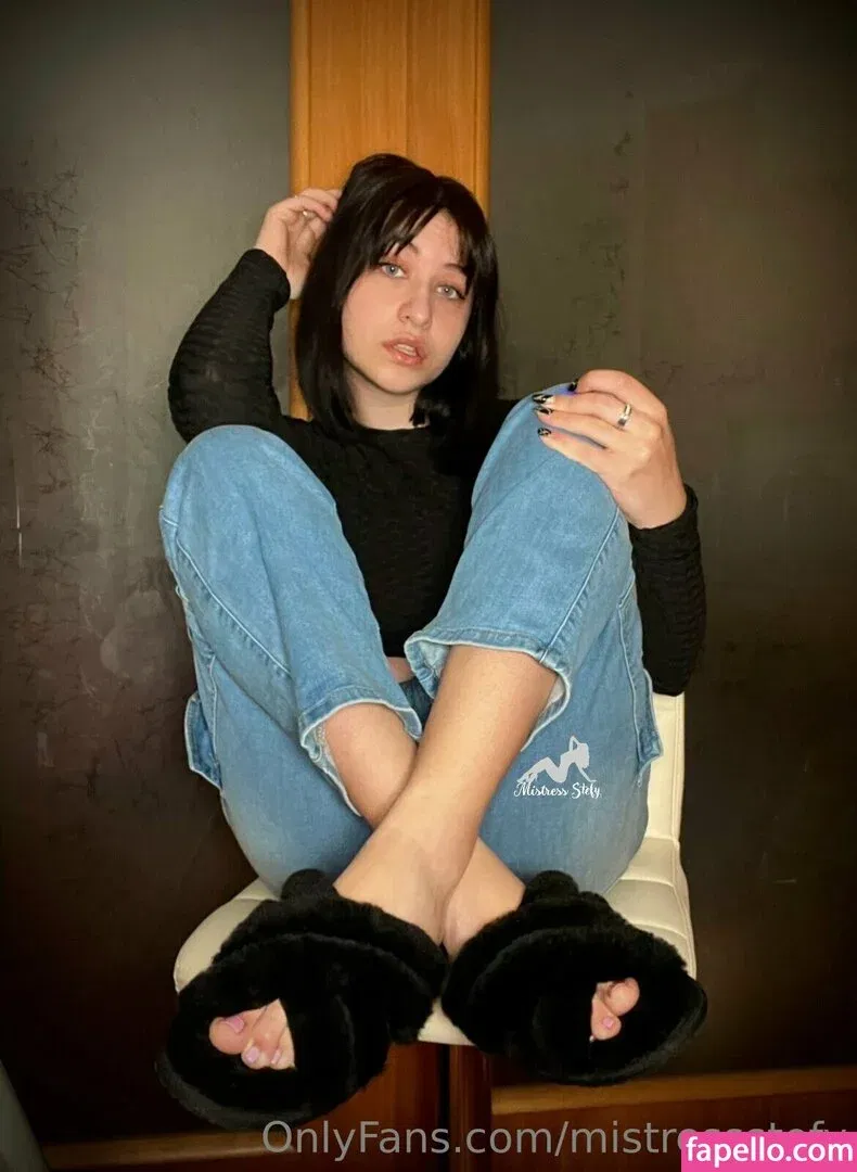 mistressstefy Onlyfans Photo Gallery 