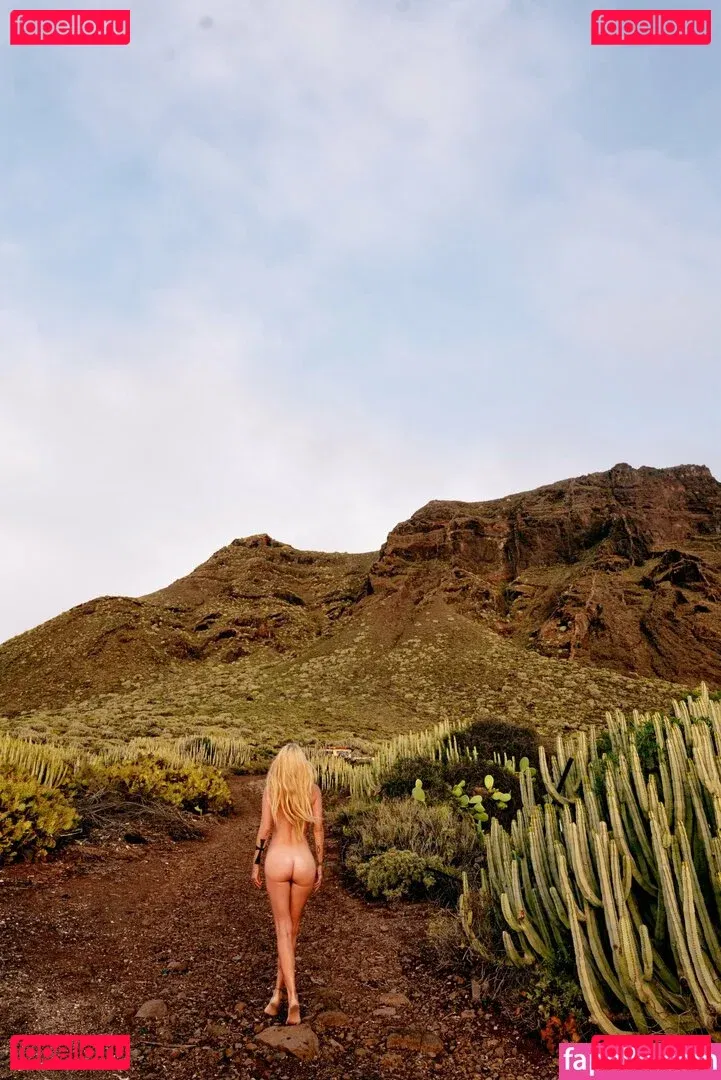 Sarah Kern Onlyfans Photo Gallery 