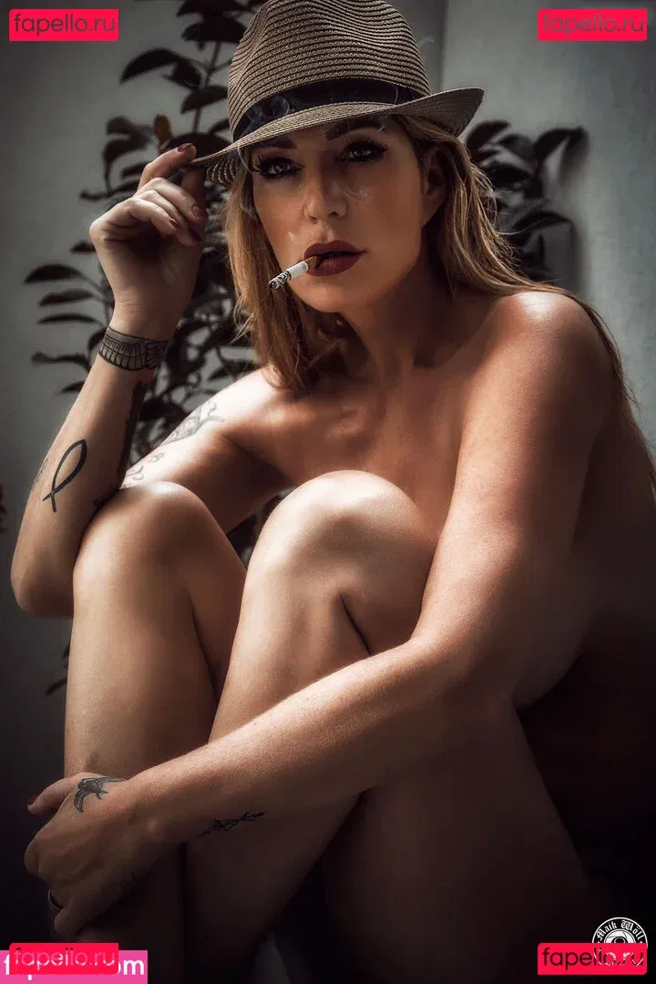 Sarah Kern Onlyfans Photo Gallery 