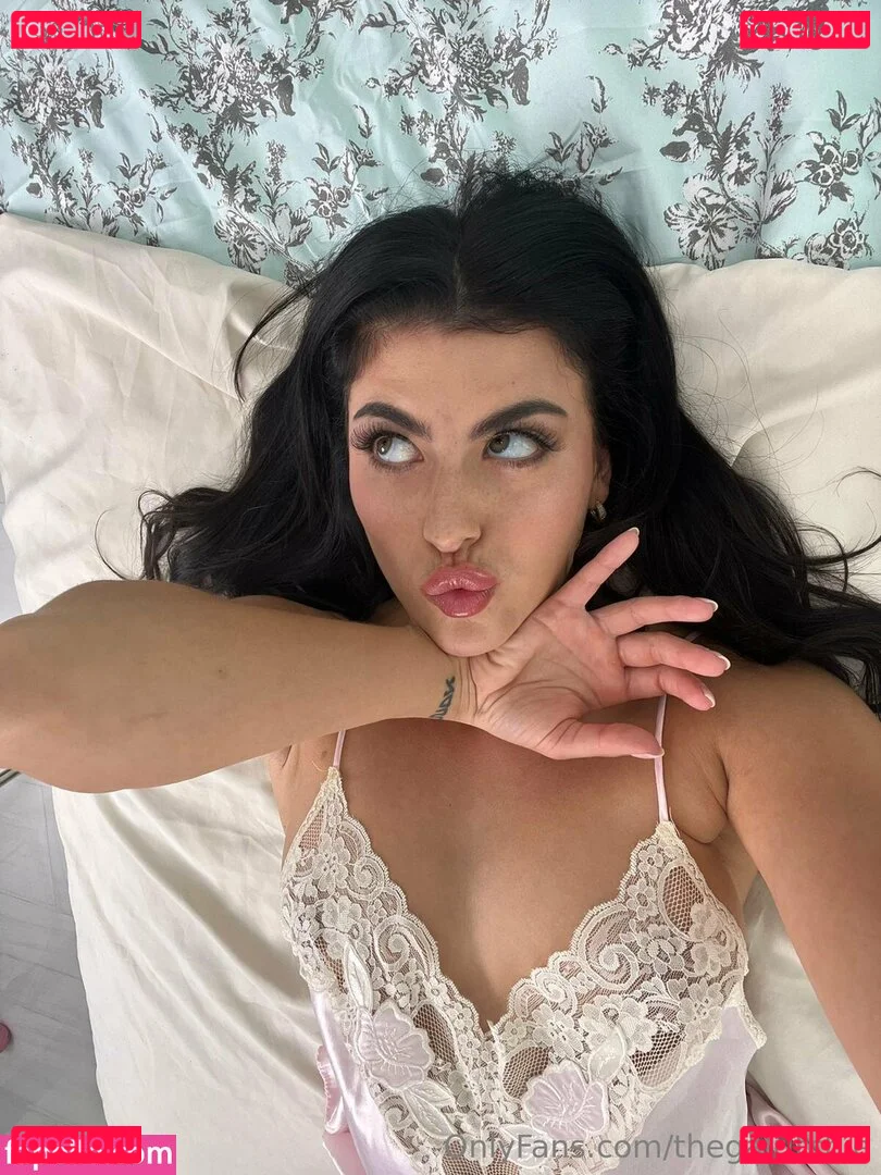 Gal Ritchie Onlyfans Photo Gallery 