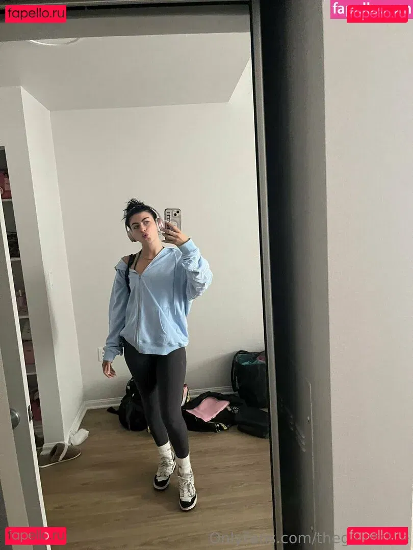 Gal Ritchie Onlyfans Photo Gallery 