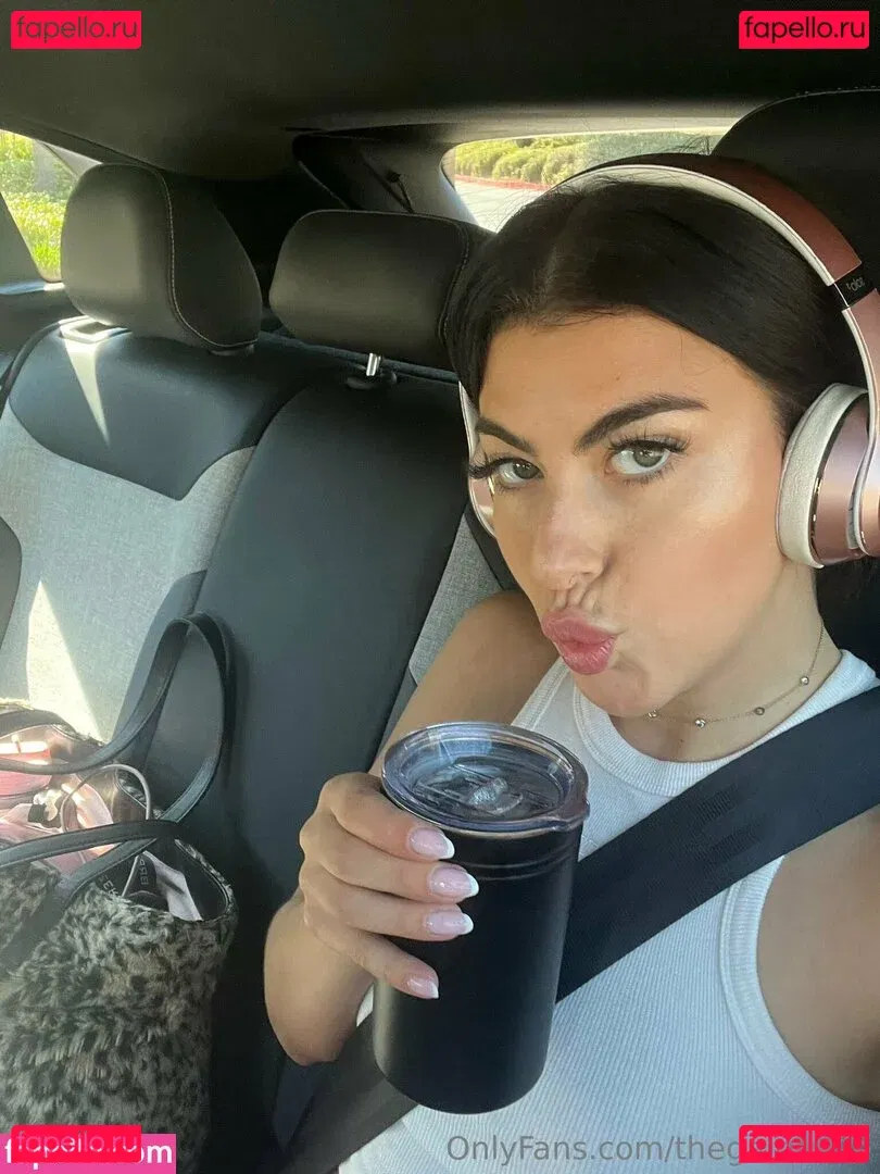 Gal Ritchie Onlyfans Photo Gallery 