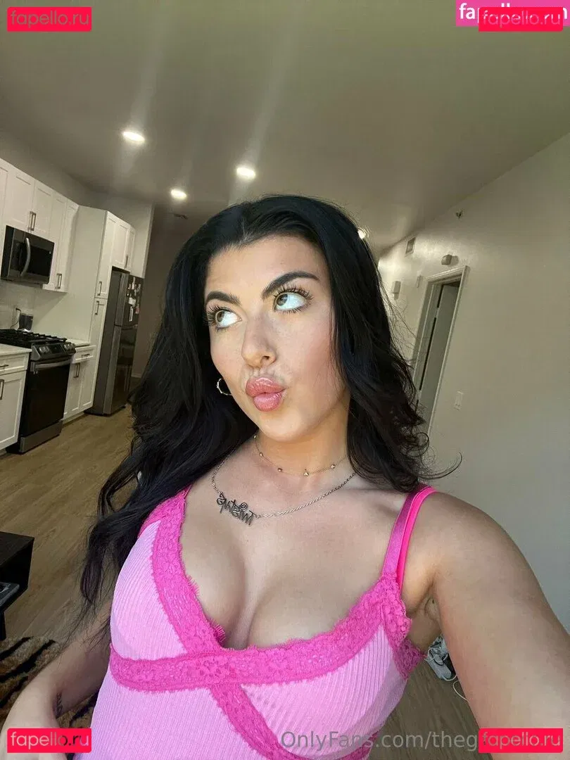 Gal Ritchie Onlyfans Photo Gallery 