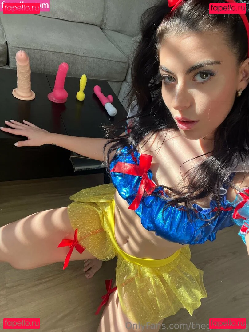 Gal Ritchie Onlyfans Photo Gallery 