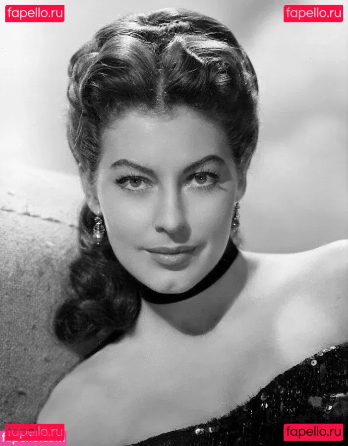 Gal Ritchie Onlyfans Photo Gallery 