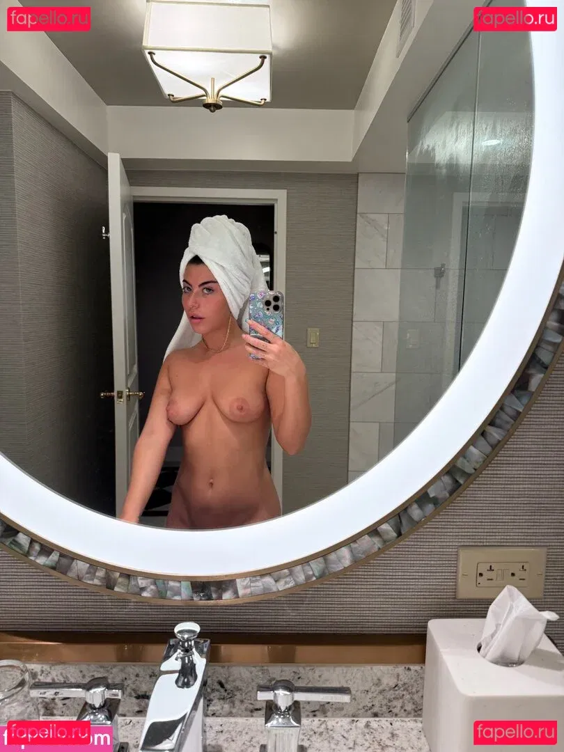 Gal Ritchie Onlyfans Photo Gallery 