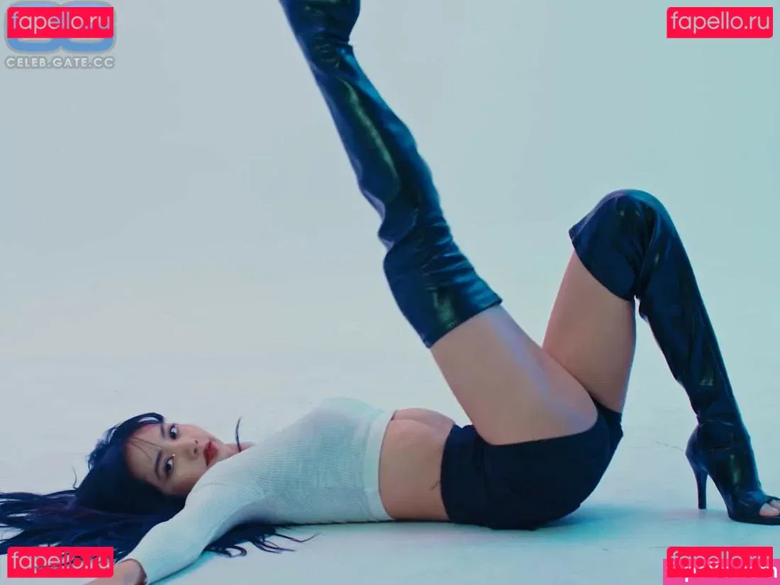 Lalisa Manobal Onlyfans Photo Gallery 