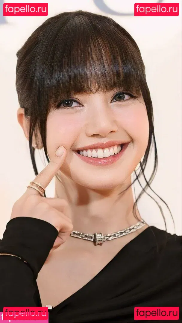 Lalisa Manobal Onlyfans Photo Gallery 