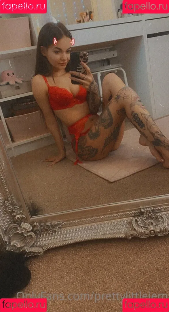 JemJem Onlyfans Photo Gallery 