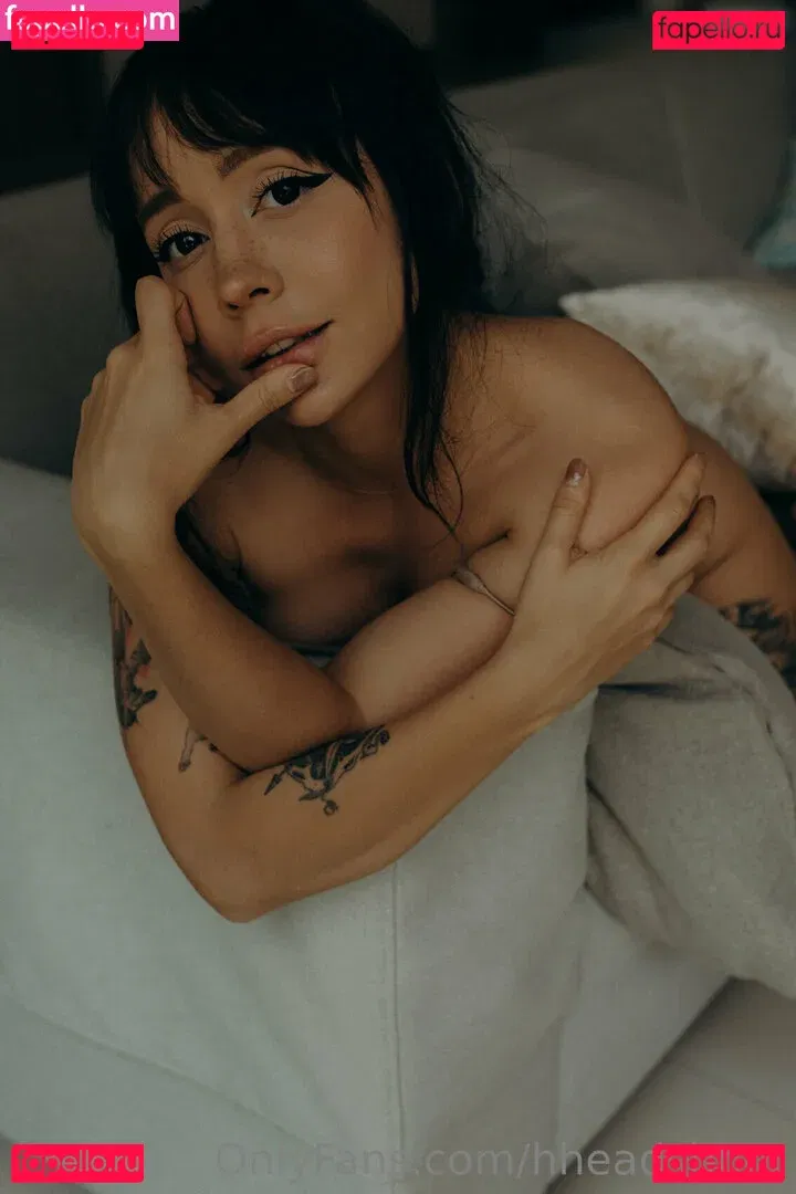 Headshot Onlyfans Photo Gallery 