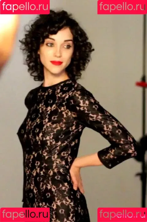 Annie Clark Onlyfans Photo Gallery 
