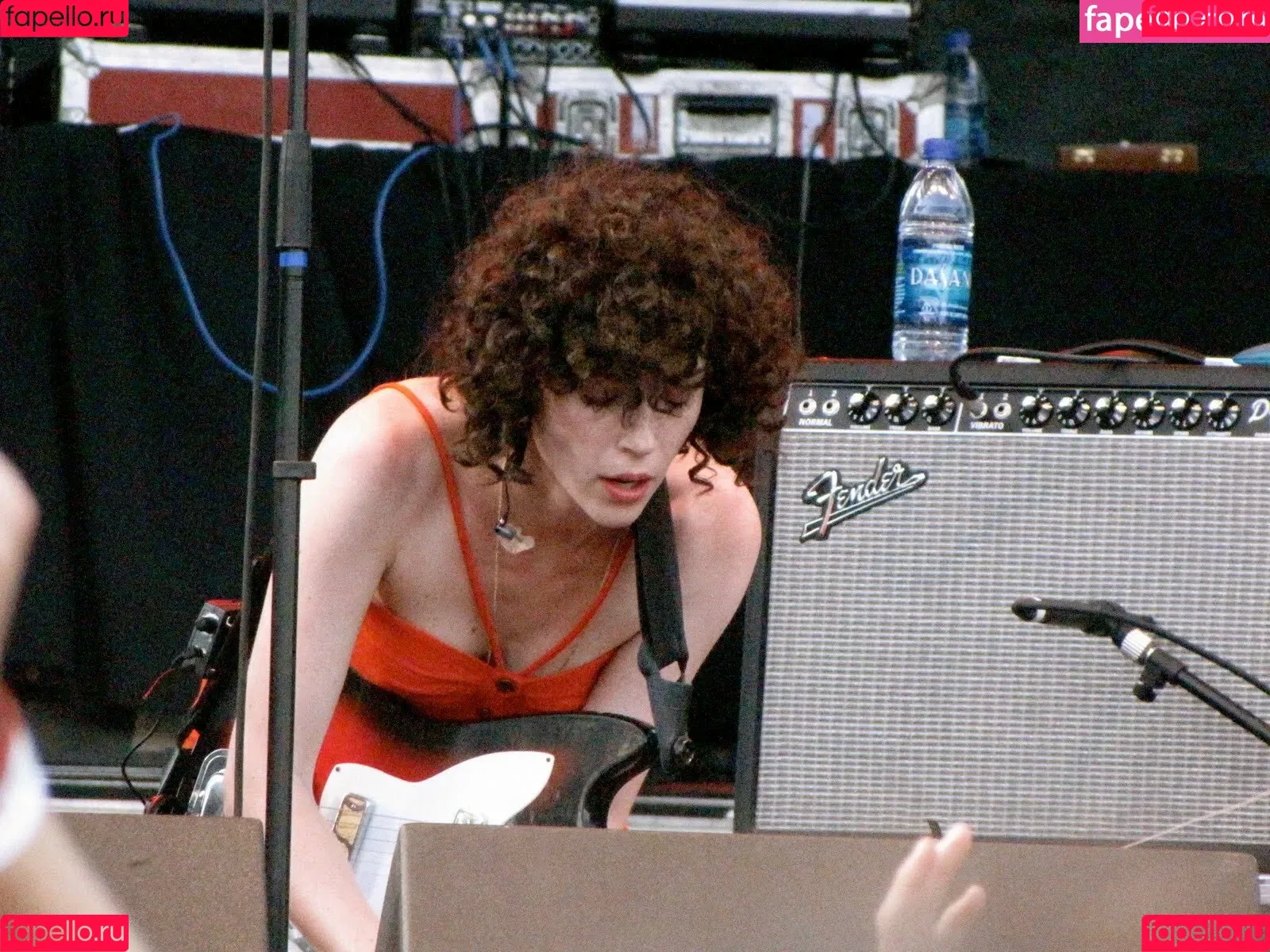 Annie Clark Onlyfans Photo Gallery 