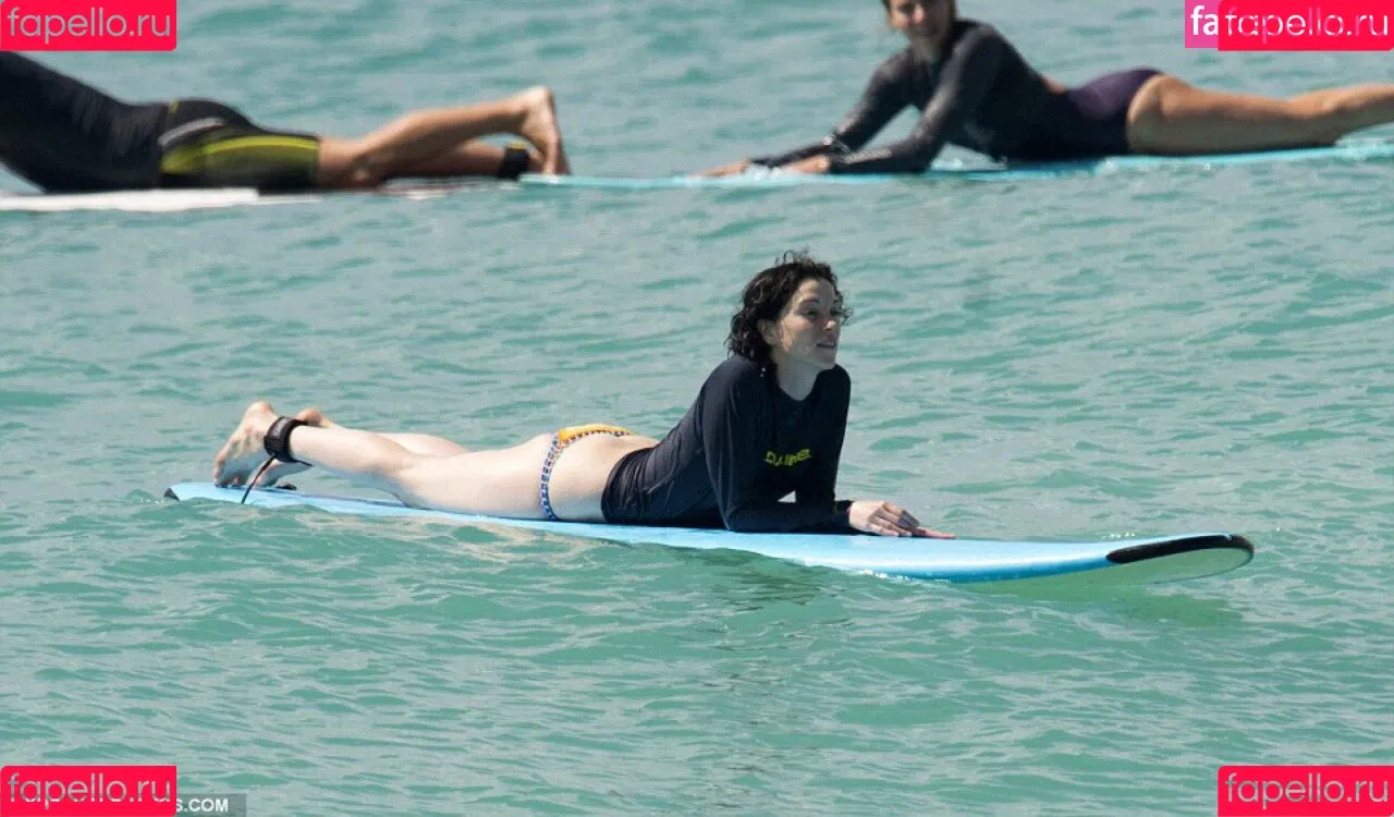 Annie Clark Onlyfans Photo Gallery 