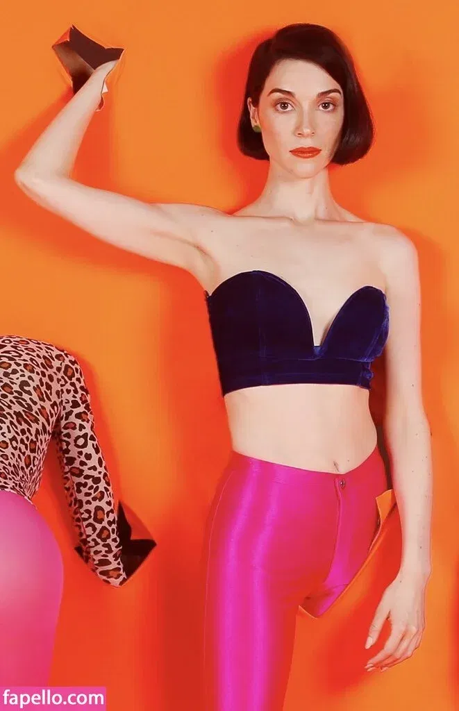 Annie Clark Onlyfans Photo Gallery 