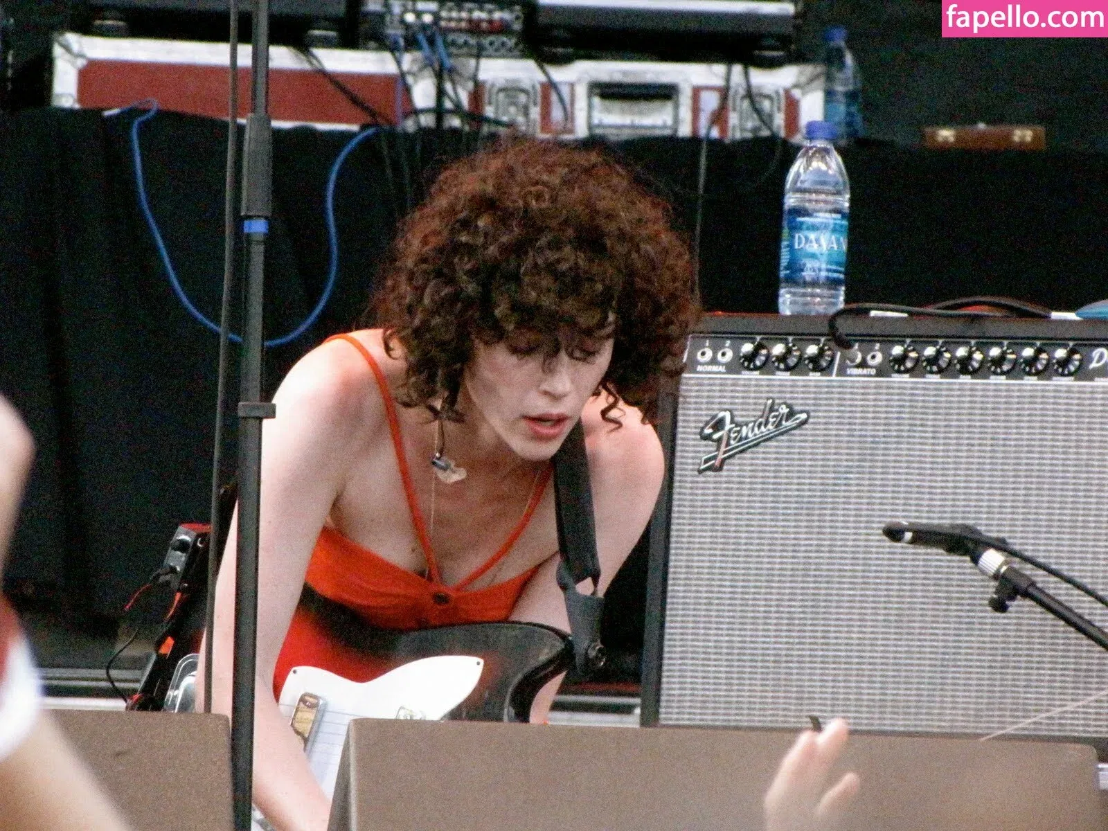 Annie Clark Onlyfans Photo Gallery 