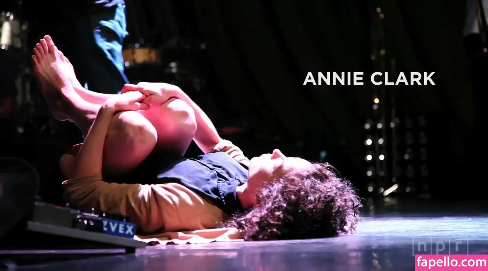 Annie Clark Onlyfans Photo Gallery 