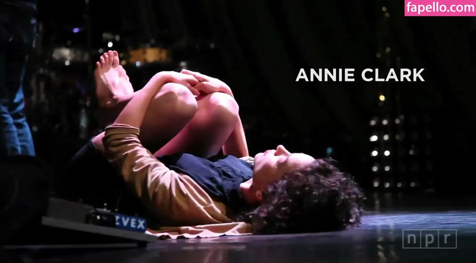 Annie Clark Onlyfans Photo Gallery 