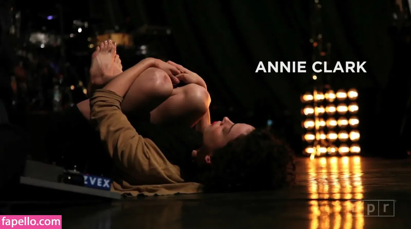 Annie Clark Onlyfans Photo Gallery 