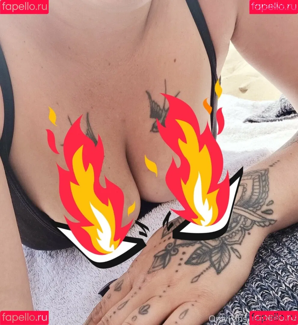 x-katielou-x Onlyfans Photo Gallery 