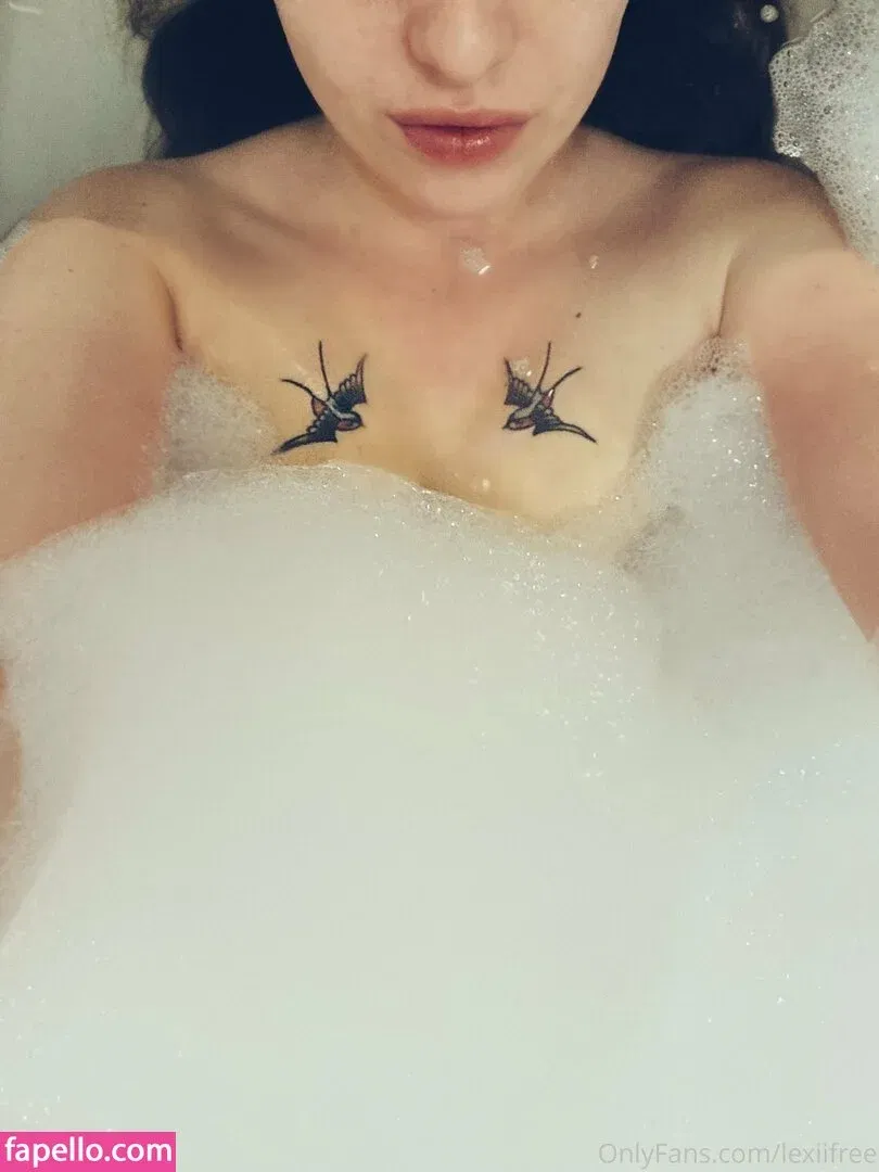 x-katielou-x Onlyfans Photo Gallery 