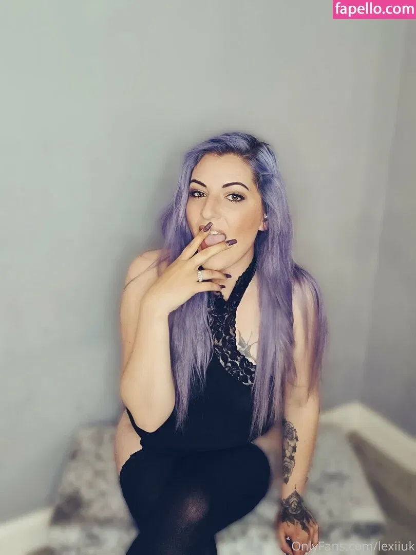 x-katielou-x Onlyfans Photo Gallery 