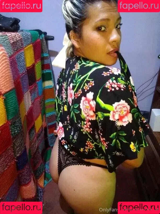 crysttaal_30 Onlyfans Photo Gallery 