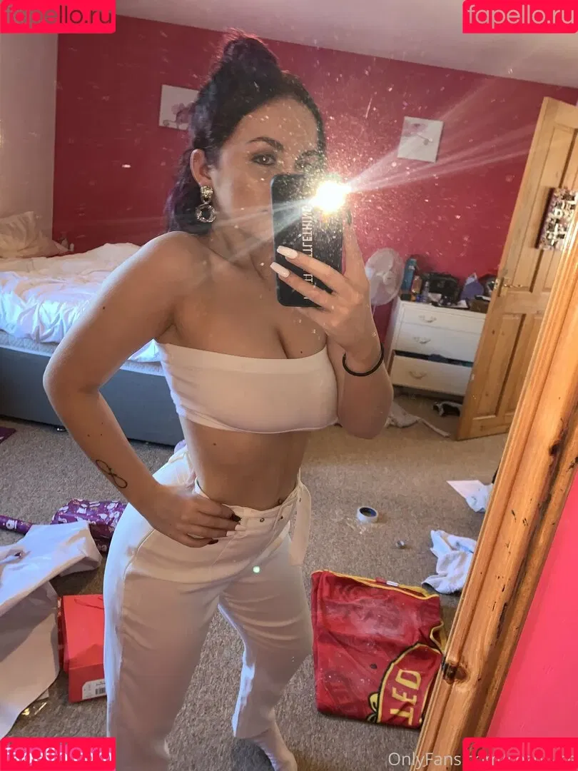 cezel Onlyfans Photo Gallery 