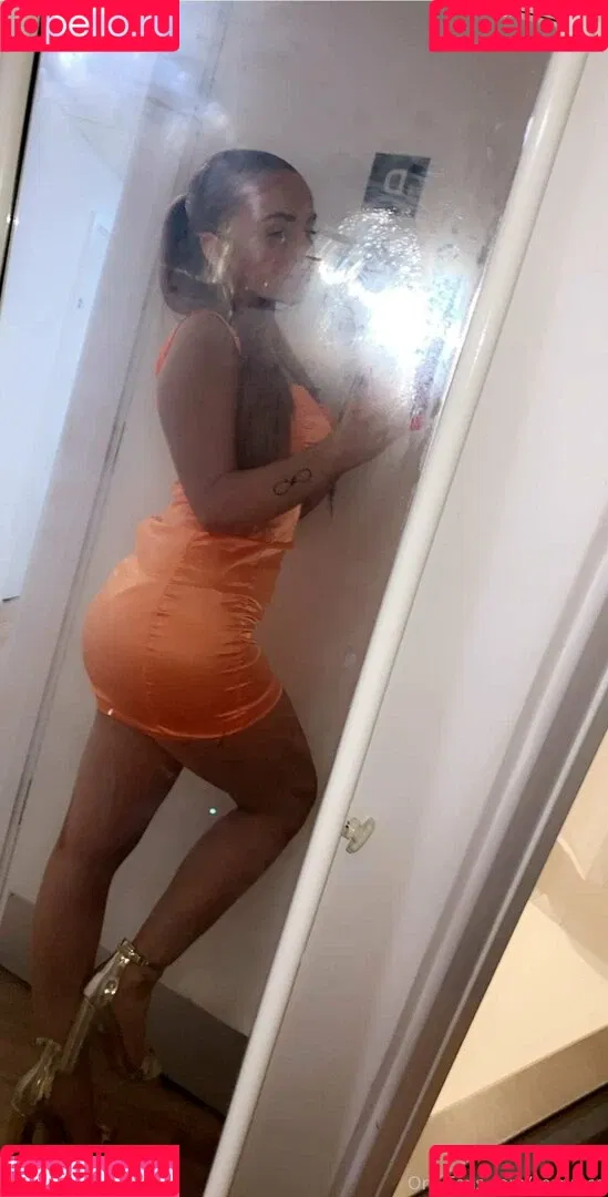 cezel Onlyfans Photo Gallery 