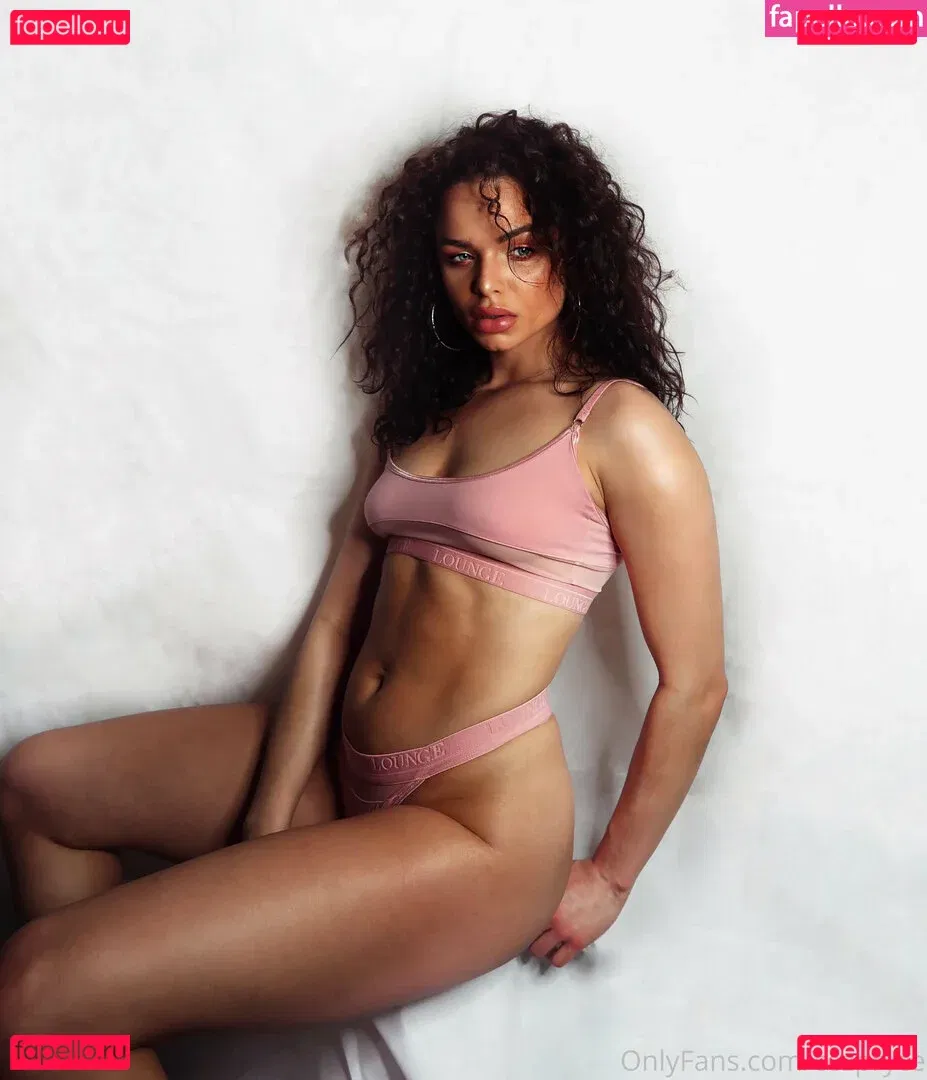 cezel Onlyfans Photo Gallery 