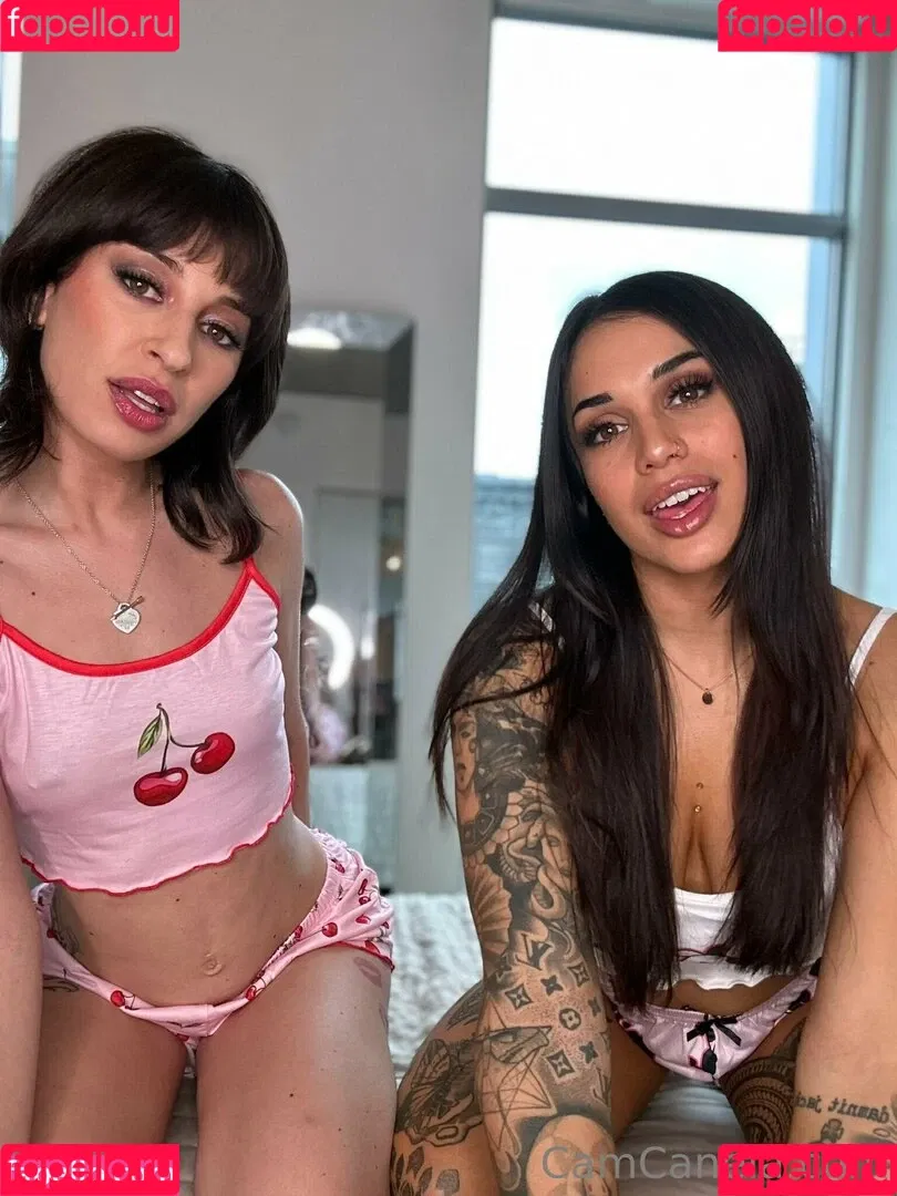 camcanela Onlyfans Photo Gallery 