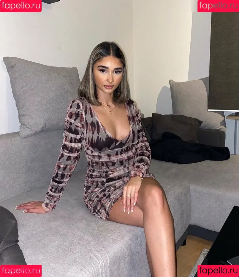 alina_maze Onlyfans Photo Gallery 