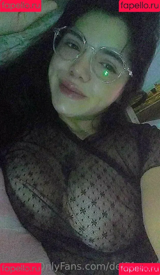 delfifoxyb Onlyfans Photo Gallery 
