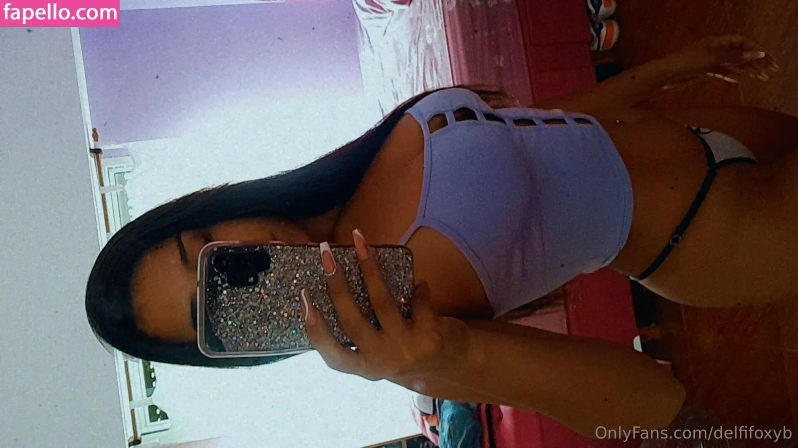 delfifoxyb Onlyfans Photo Gallery 