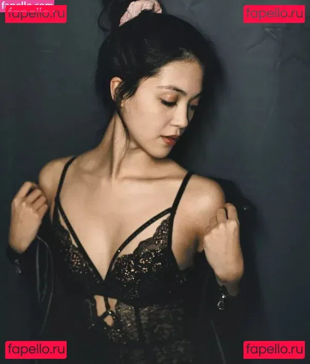 Queen_Ling_Ling Onlyfans Photo Gallery 