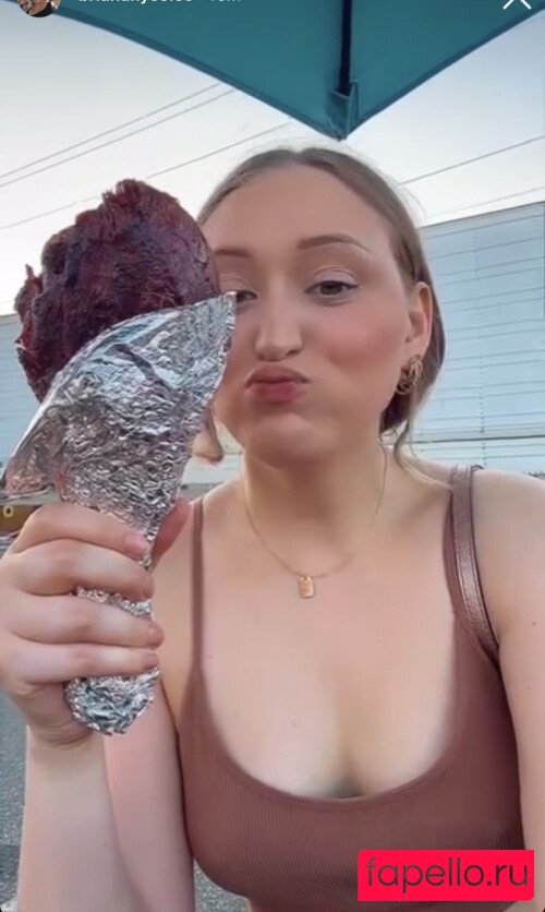 strawberrytallcakee Nude Onlyfans Photo 9