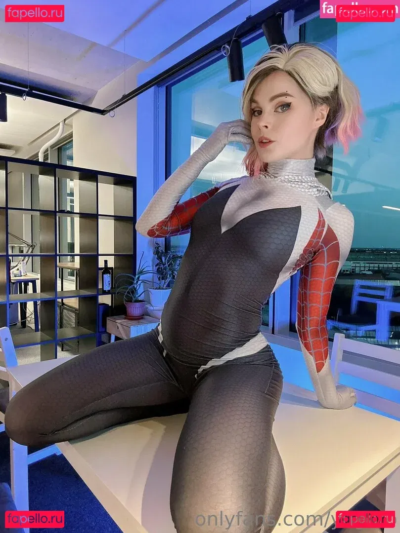 Yugoro Onlyfans Photo Gallery 