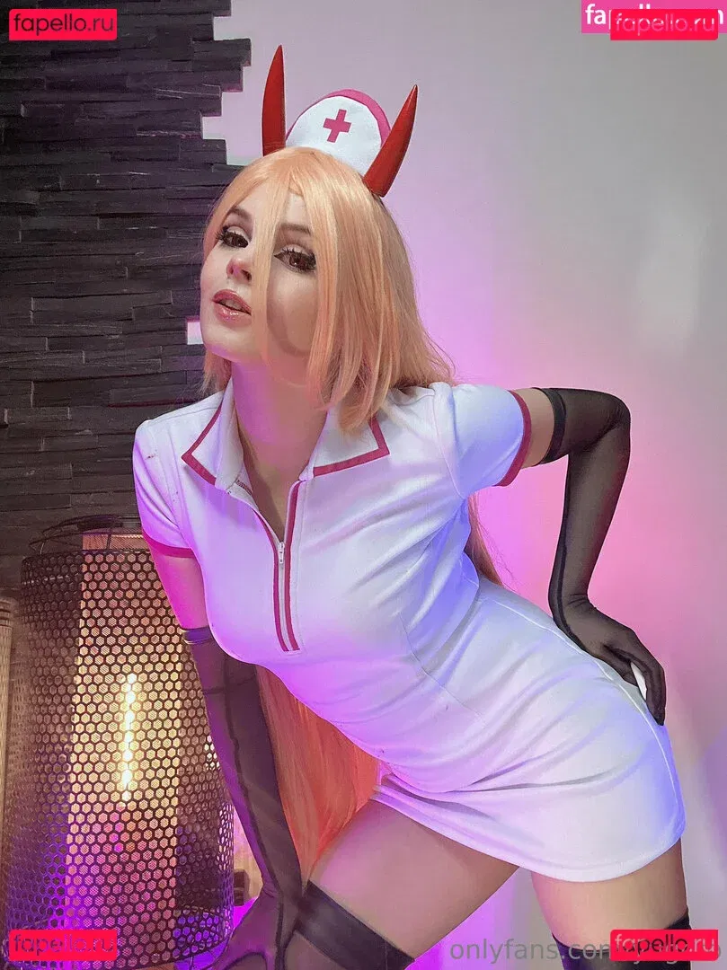 Yugoro Onlyfans Photo Gallery 