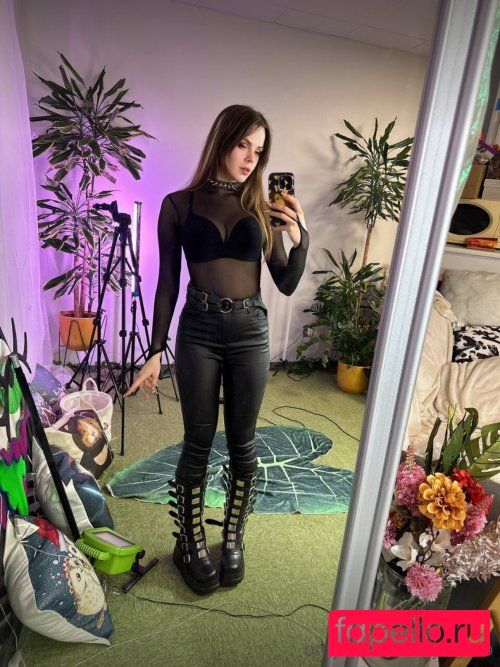 Yugoro Onlyfans Photo Gallery 